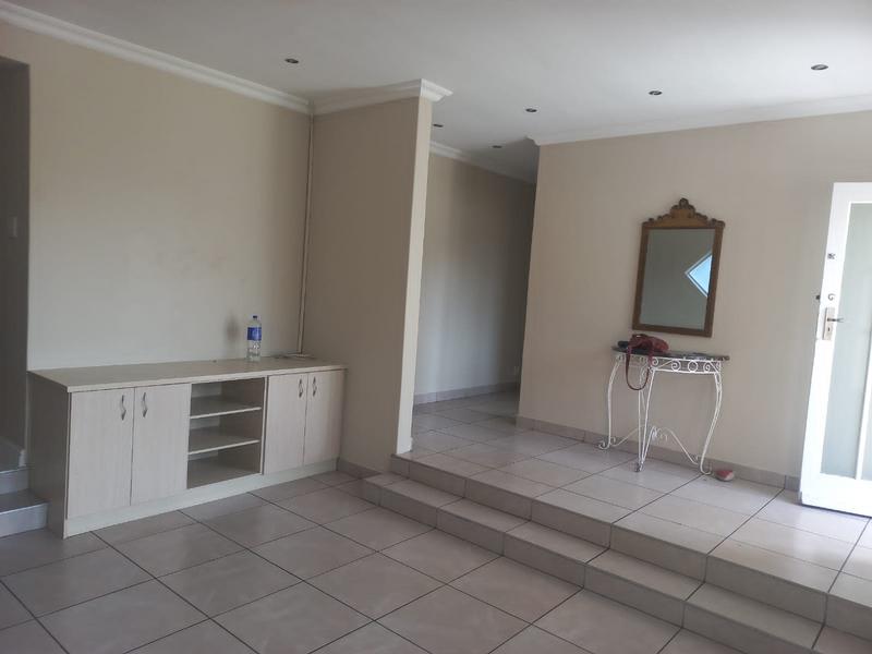 3 Bedroom Property for Sale in Grassy Park Western Cape